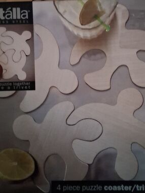 Metal Puzzle Coaster Set - Light Natural Metal